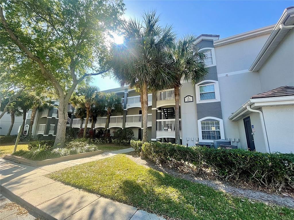 13827 Fairway Island Dr APT 1232