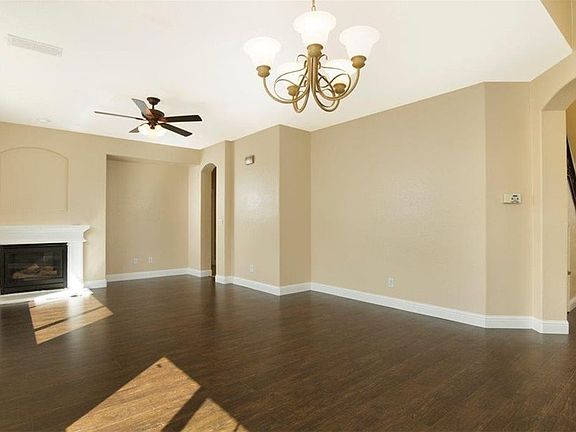 5th image of 5718 Oakwood Dr