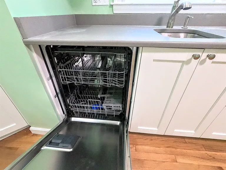 56 Forbes St #2 — Photo 21