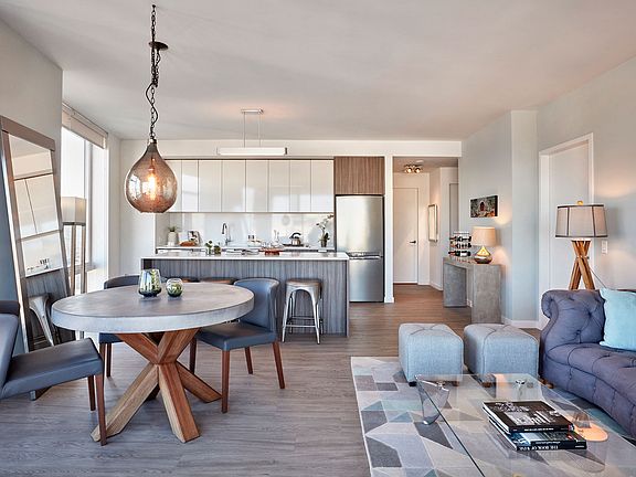 2nd image of 8 10th St APT 3009