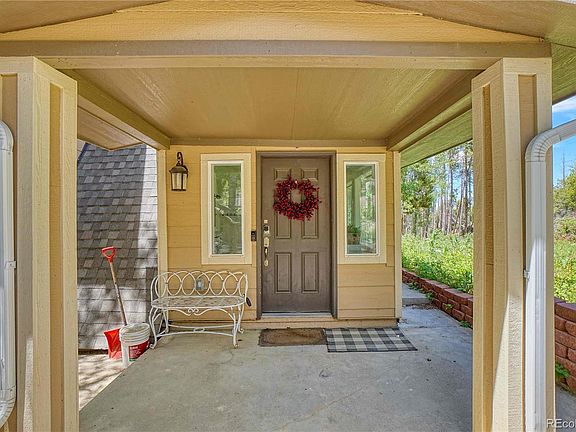 3rd image of 983 Wedgwood Road