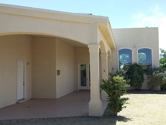 3rd image of 361 Emerald Butte Pl