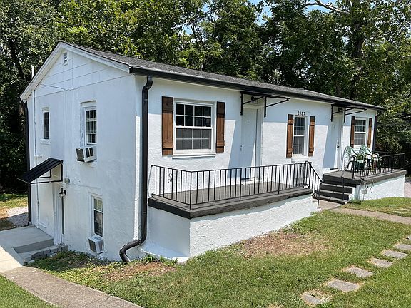 2nd image of 2837 Woodrow Dr APT 1