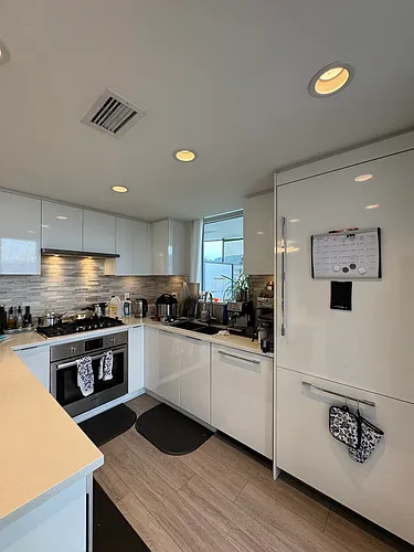 1182 Westwood St #360 Photo 1