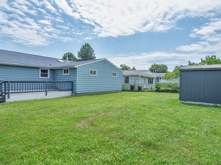 311 Swansea Ave — Photo 36