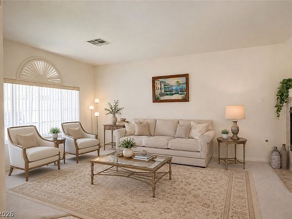 4th image of 3018 Maple Valley St