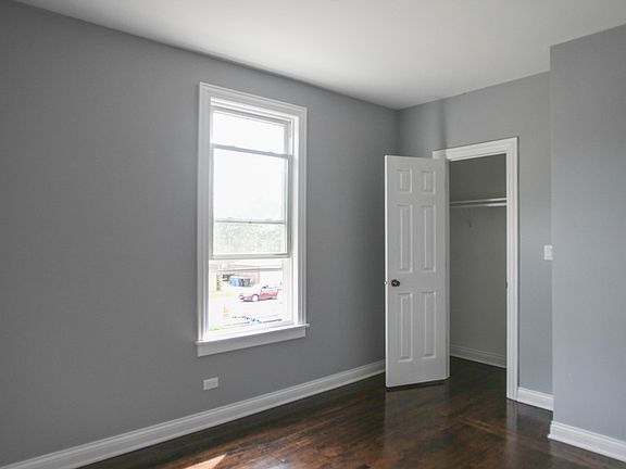 2nd image of 1006 N Leamington Ave