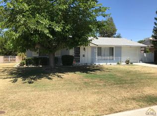 1009 La Puente Dr, Bakersfield, CA 93309