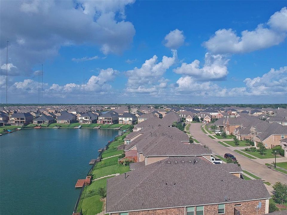 1st image of 4002 Medici Ct