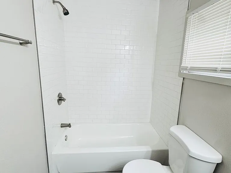 1955 Rice Dr — Photo 15