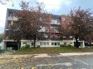 443 Echo Dr #2, Ottawa, ON K1S1N6