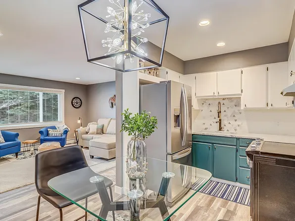 1221 Madison Ave APT 217, Detroit Lakes, MN 56501