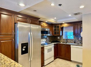 3100 W Rolling Hills Cir #407, Davie, FL 33328