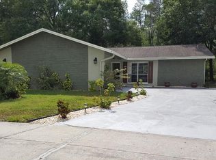 13701 Country Court Dr, Tampa, FL 33625
