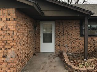 1405 N Fretz Ave, Edmond, OK 73003