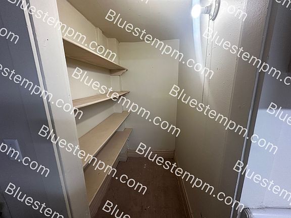 5th image of 1713 Jones St #1B-1BA-800SQFT