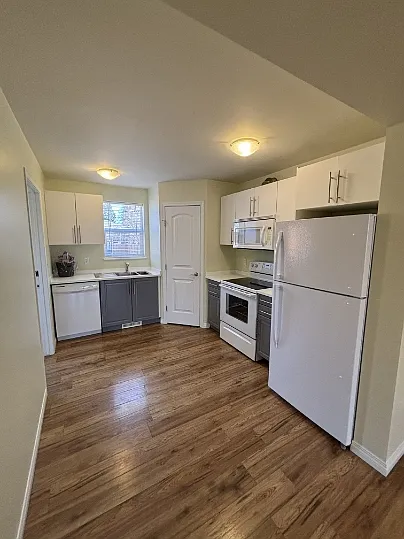 8639 80th St NW #MAIN — Photo 3