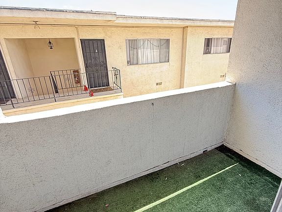 3rd image of 11322 Missouri Ave #4