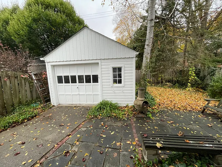 391 Kercheval Ave — Photo 18