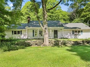 287 Hunns Lake Rd, Stanfordville, NY 12581