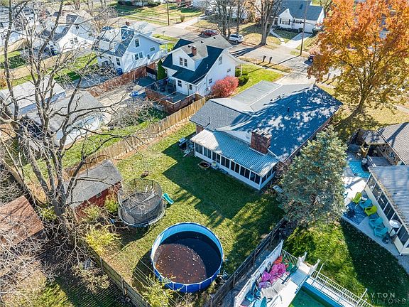 5th image of 123 W Greenview Dr