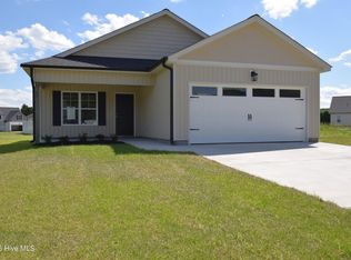 80 Hampton Way, Snow Hill, NC 28580