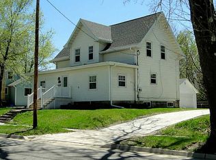 295 6th Ave, Marion, IA 52302