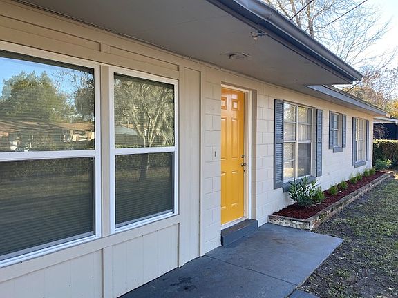 2nd image of 1503 Hampton Rd