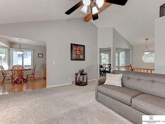 4th image of 14517 Seward St