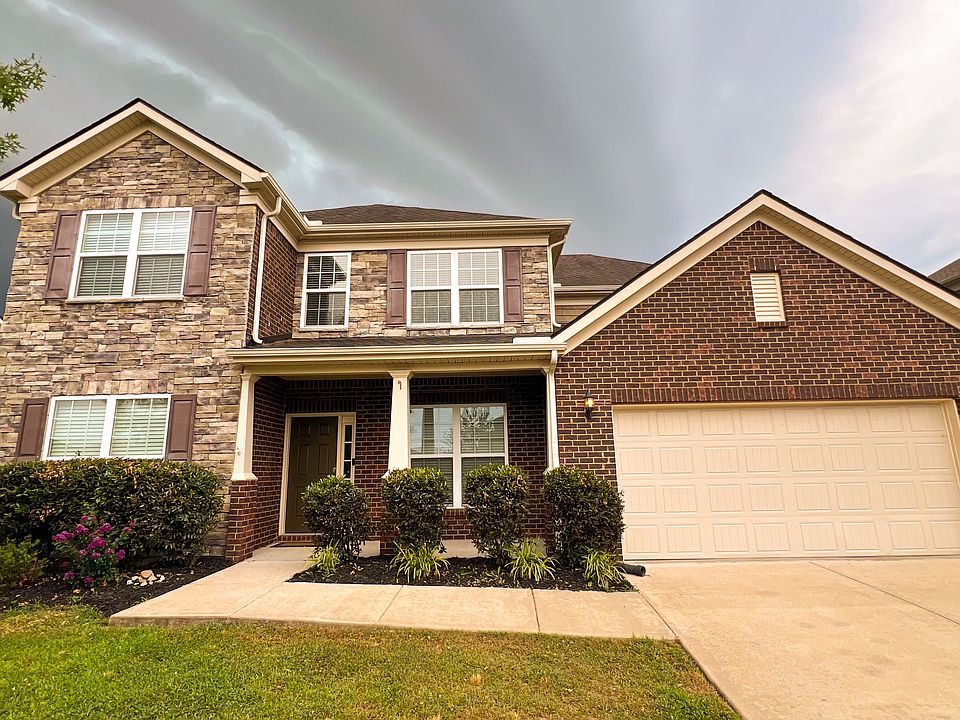 1st image of 1051 Abberley Cir
