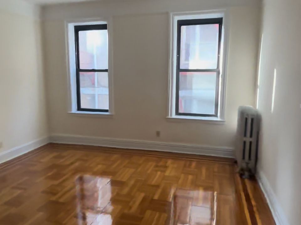 1st image of 80-45 Kew Gardens Rd #K405