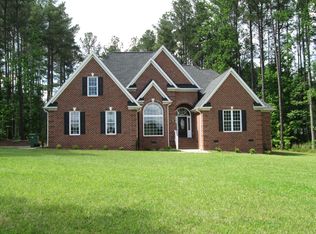 751 Caswell Pines Clubhouse Dr, Blanch, NC 27212