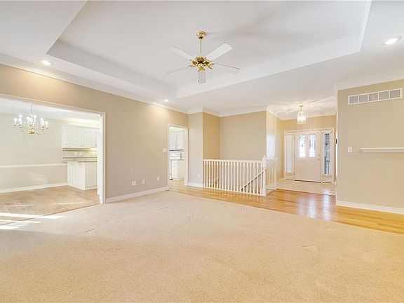 3rd image of 2817 Viro Ave
