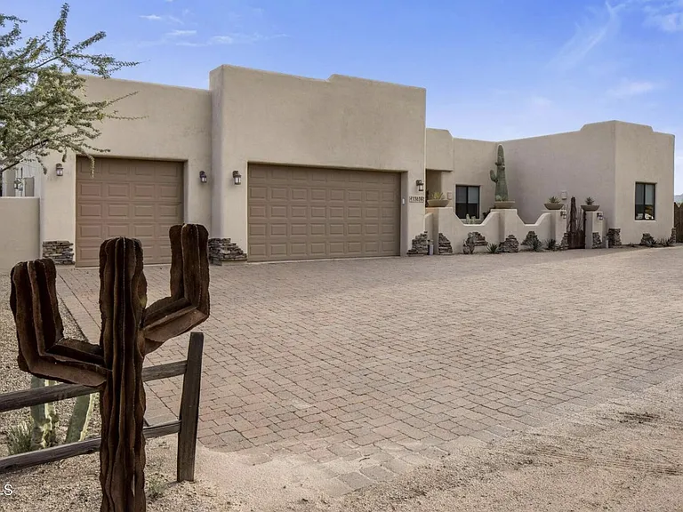 13639 E Hedgehog Pl — Photo 30