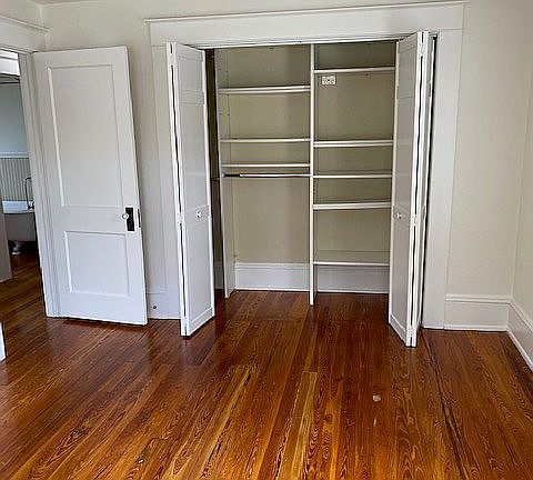 5th image of 907 Magnolia Ave