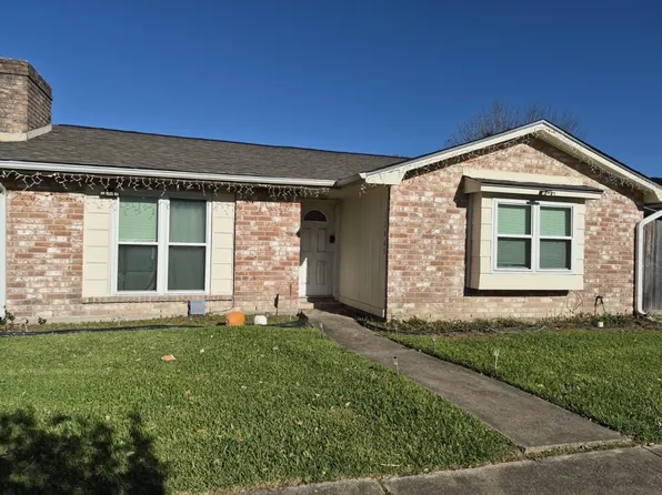 12865 Clarewood Dr, Houston, TX 77072