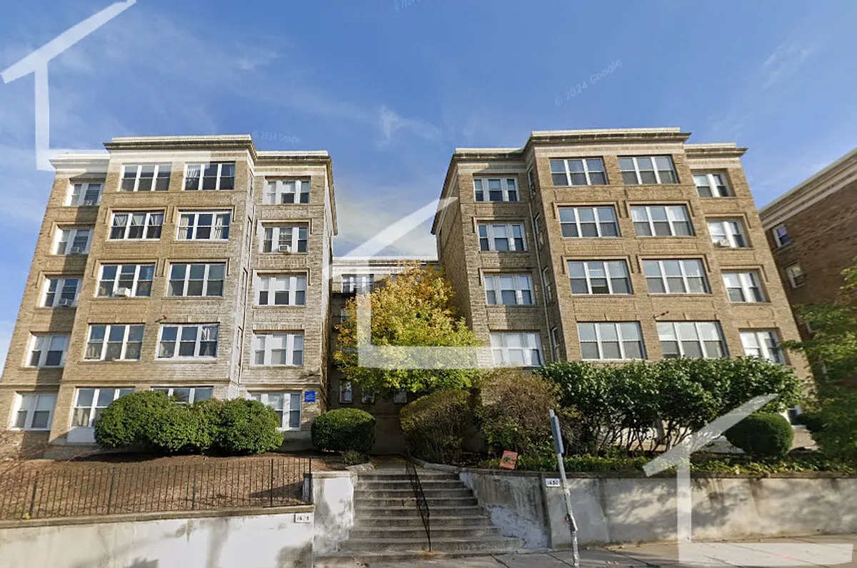 Building Photo - 1626B Commonwealth Ave #A3
