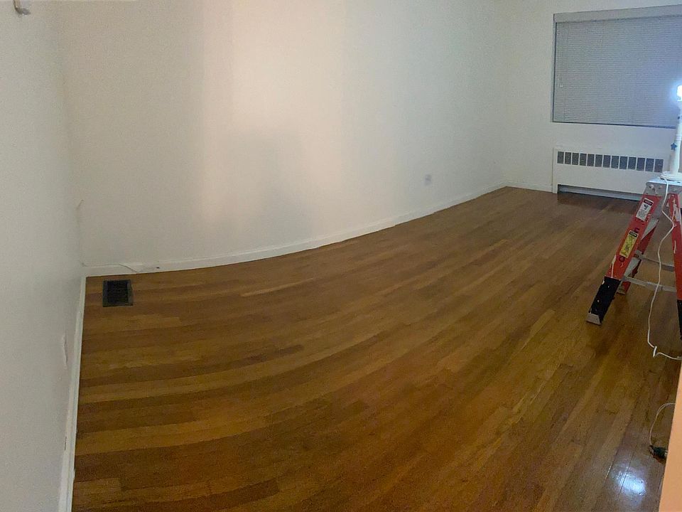 1st image of 2426 Lurting Ave Floor 1