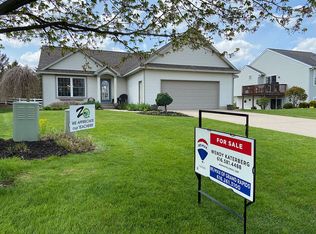 1239 Summerwood Ln, Zeeland, MI 49464