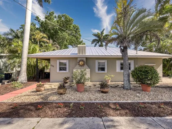 521 W Olympia Ave, Punta Gorda, FL 33950