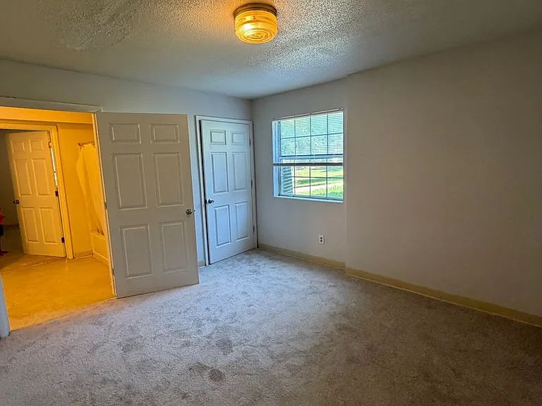 3802 Lexington Dr — Photo 7
