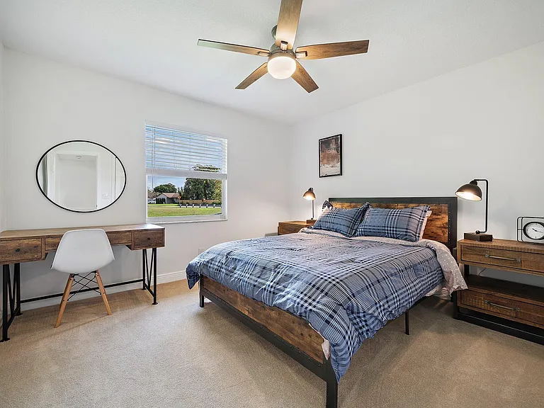 1342 Essex Dr — Photo 36
