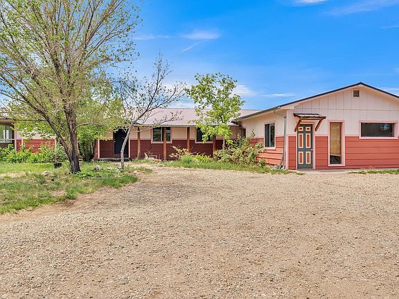 4th image of 110 Ledesma Ln