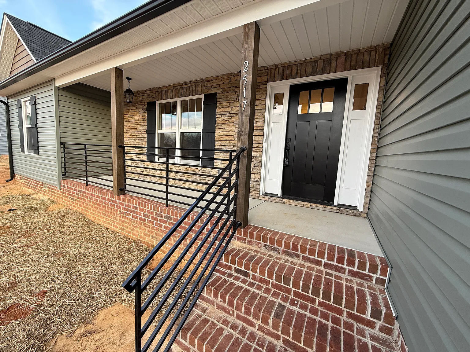 3 bed, 1546 sqft, $2,175 — Photo 3