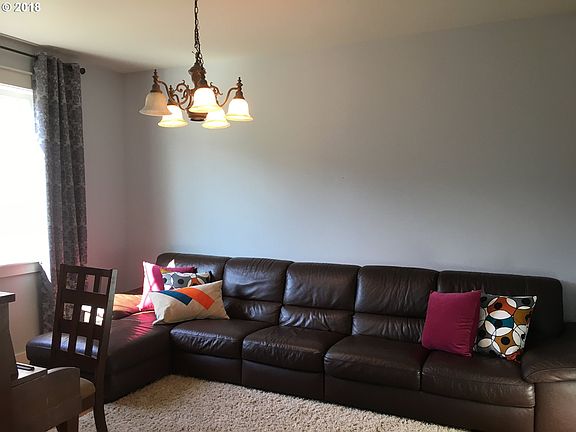 3rd image of 3508 NE 95th Way