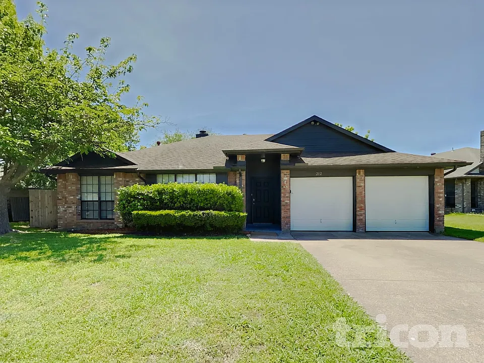 212 Sunset Dr