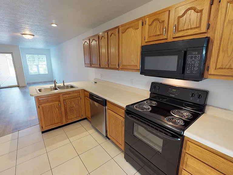 3210 Mark Twain Ave — Photo 6