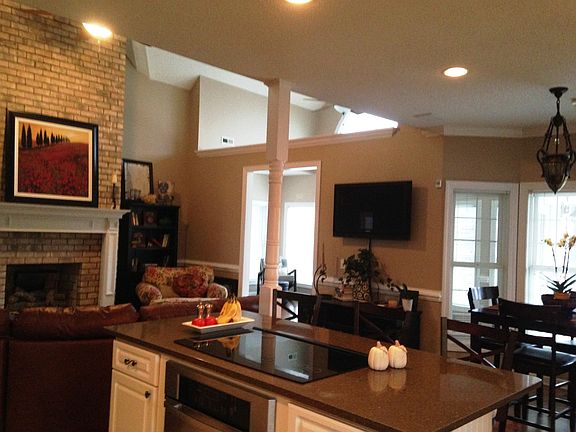 Vaulted/Open Floorplan