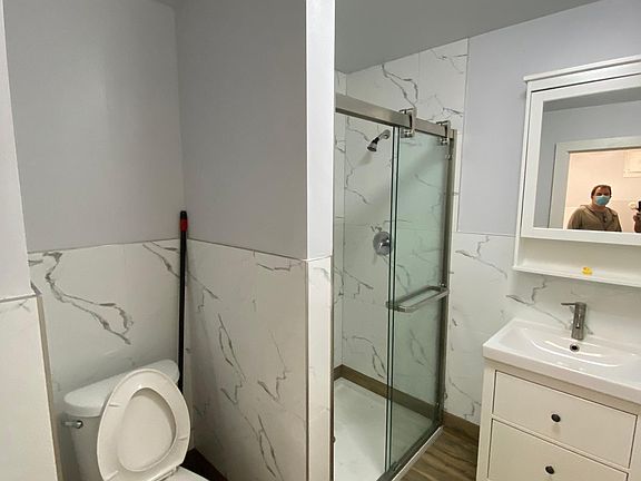 3rd image of 3042 Brighton 4th St #1