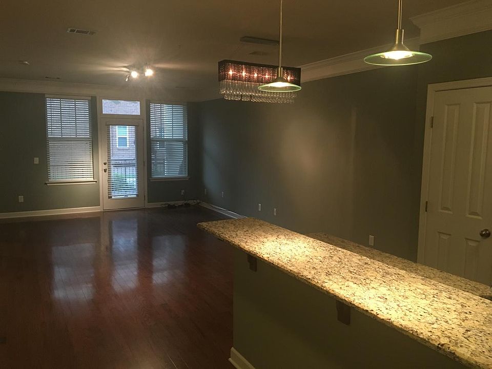 1st image of 2310 Elliott Ave APT 405